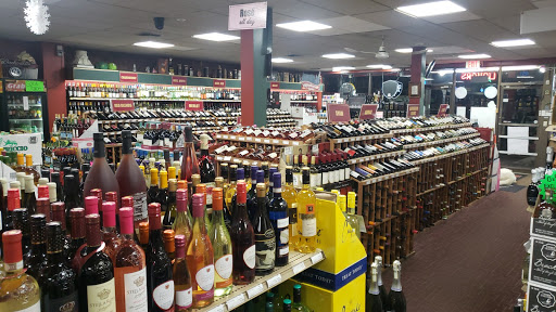 Liquor Store «Oxford Liquors», reviews and photos, 451 Hartford Rd, Manchester, CT 06040, USA
