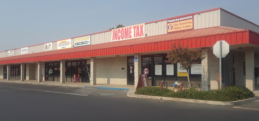 Town & Country Market