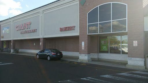 Grocery Store «Giant Food Stores», reviews and photos, 300 E Baltimore Ave, Lansdowne, PA 19050, USA