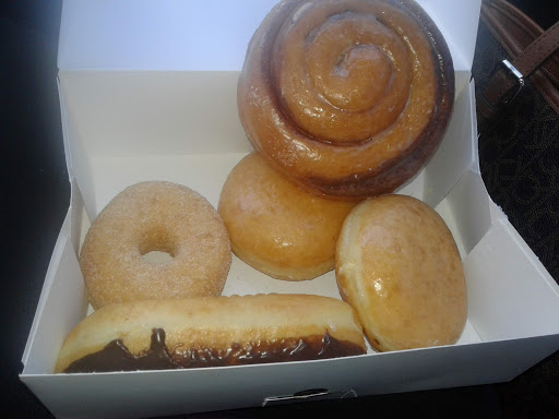 Donut Shop «Lancaster Donut», reviews and photos, 630 W Pleasant Run Rd # 148, Lancaster, TX 75146, USA