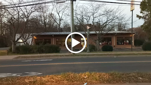 Thrift Store «Salvation Army Thrift Store», reviews and photos, 604 Cherry Ave, Charlottesville, VA 22903, USA