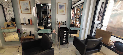 Caract'Hair à Saint-Jean-d'Angély