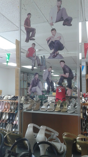 Shoe Store «Alicia Shoes», reviews and photos, 130 W 24th St C, Hialeah, FL 33010, USA