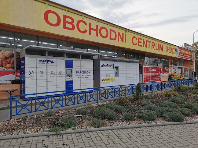 Obchodní Centrum JAHODNICE - Supermarket