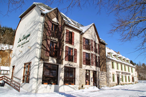 Hôtel Restaurant des Chazes à Saint-Jacques-des-Blats