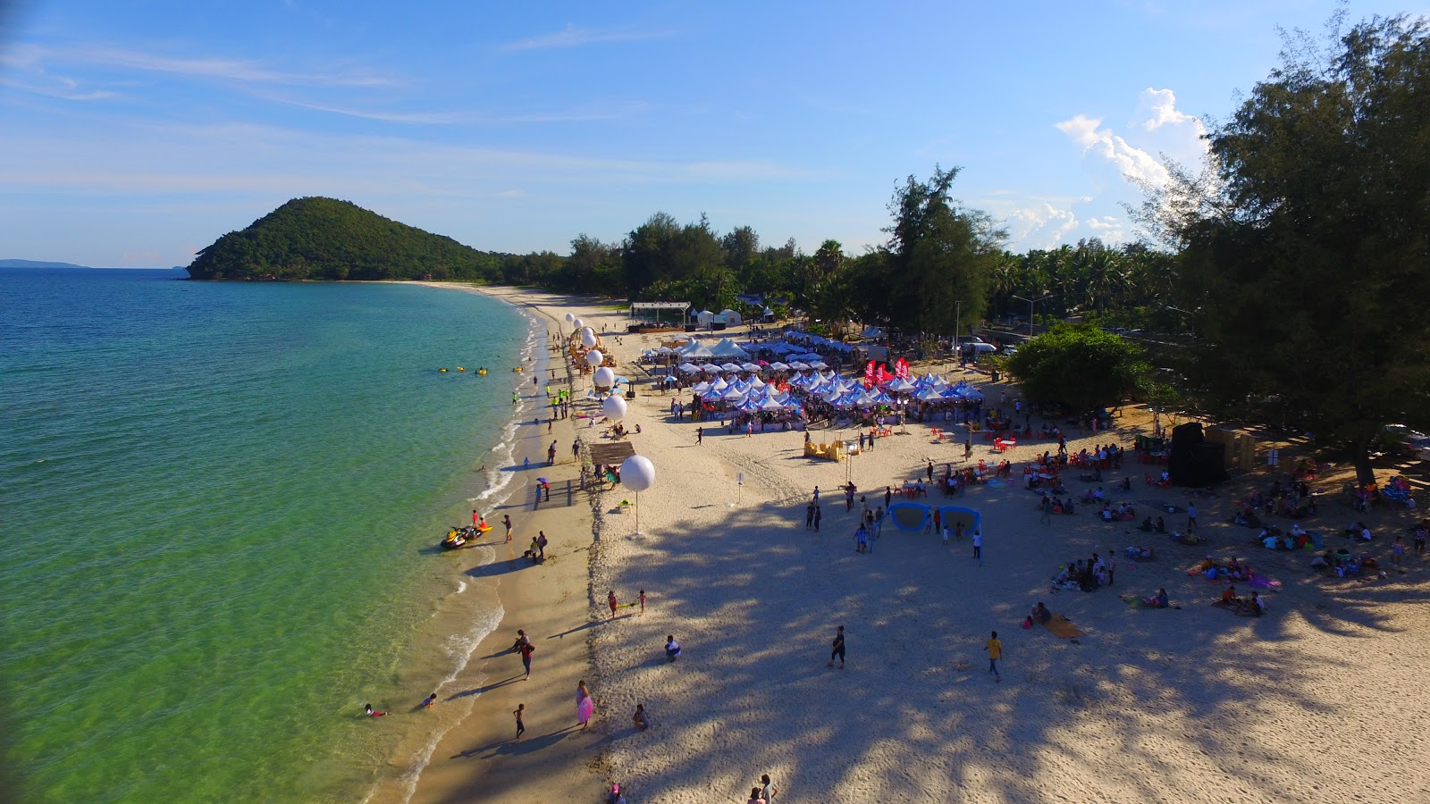Photo de Thung Wua Laen Beach - bon endroit convivial pour les animaux de compagnie pour les vacances