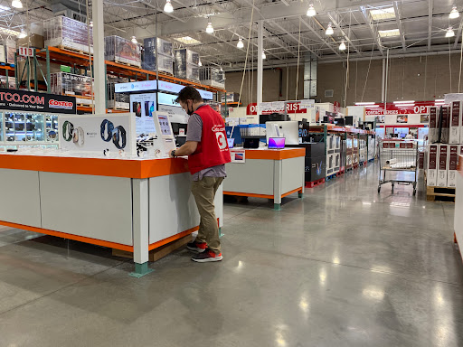 Warehouse store «Costco Wholesale», reviews and photos, 10088 Gulf Center Dr, Fort Myers, FL 33913, USA