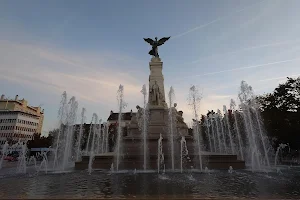 Monument Sadi Carnot image