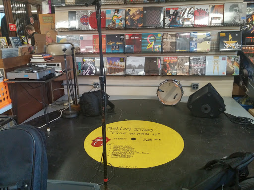 Record Store «Exile on Main Street», reviews and photos, 100 N Chestnut St #120, Champaign, IL 61820, USA