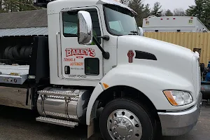 Bailey's Towing & Autobody image