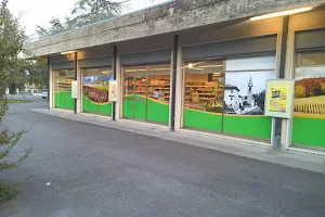 Supermercato Vivo San Gabriele Angimarket image