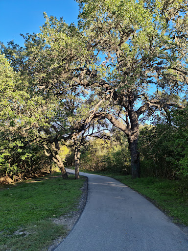 Park «Oakwell TrailHead Park», reviews and photos, 150 Ira Lee Rd, San Antonio, TX 78218, USA