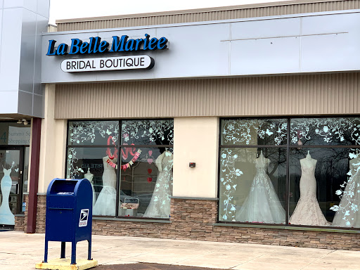 La Belle Mariee Bridal, 14 Summit Square Shopping Center, Langhorne, PA 19047, USA, 