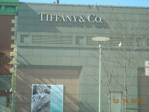 Jewelry Store «Tiffany & Co.», reviews and photos, 299 Oakbrook Center, Oak Brook, IL 60523, USA