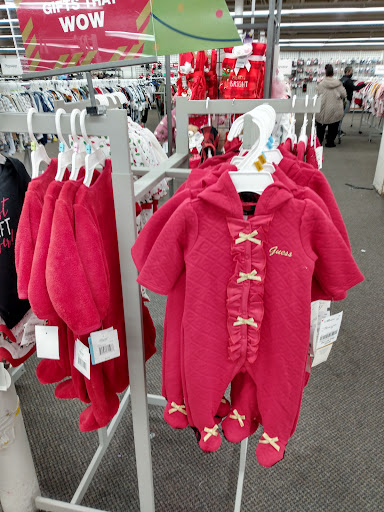 Clothing Store «Burlington Coat Factory», reviews and photos, 1 Padanaram Rd, Danbury, CT 06811, USA