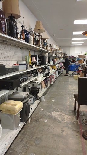 Thrift Store «Goodwill Central Texas Balcones Store», reviews and photos