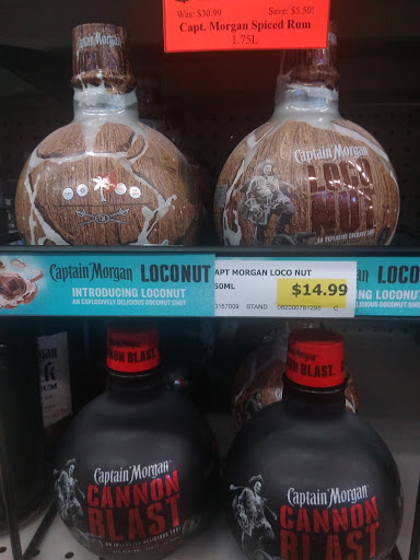 Liquor Store «Davis Liquor Outlet», reviews and photos, 1406 N Waco Ave, Wichita, KS 67203, USA