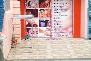 Rosaleen Ladies Beauty Salon & SPA - Baghajatin | Best Parlour | Hair & Skin Treatment Jadavpur image