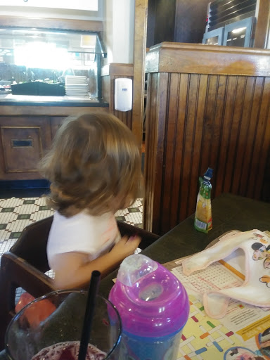 Shopping Mall «Woodlands Square», reviews and photos, 3150 Tampa Rd, Oldsmar, FL 34677, USA