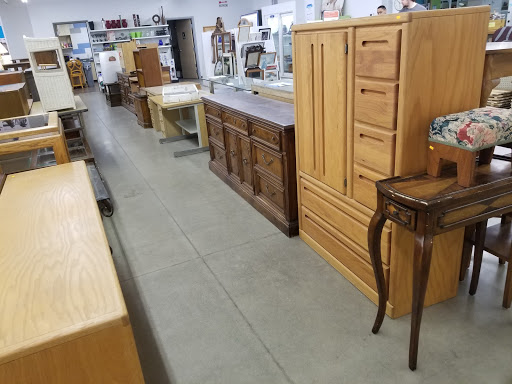 Home Improvement Store «Twin Cities Habitat for Humanity ReStore», reviews and photos, 2700 Minnehaha Ave, Minneapolis, MN 55406, USA