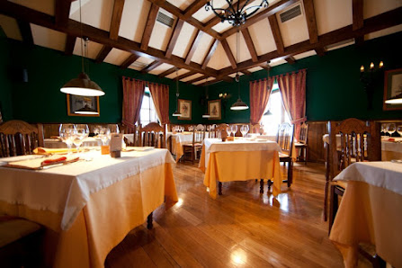El Ermitaño Restaurante Arrabal Huerta de los Salados, 49600 Benavente, Zamora, España