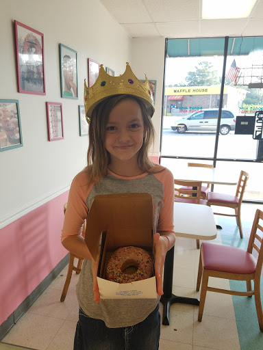 Donut Shop «Donut King», reviews and photos, 6143 US-278, Covington, GA 30014, USA