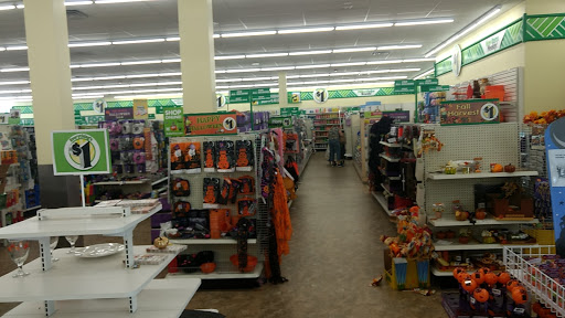 Dollar Store «Dollar Tree», reviews and photos, 152 Middle Neck Rd, Great Neck, NY 11021, USA