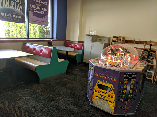 Shopping Mall «The Mall at Whitney Field», reviews and photos, 100 Commercial Rd, Leominster, MA 01453, USA