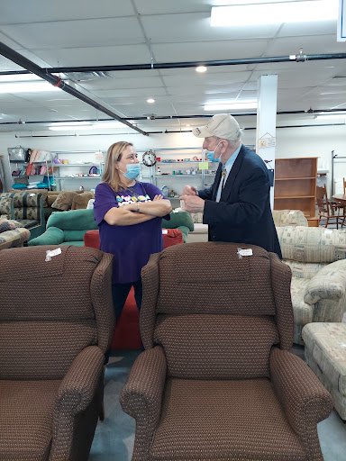 Non-Profit Organization «Youth Alternatives Thrift Shop», reviews and photos, 3103 West Ave, San Antonio, TX 78213, USA