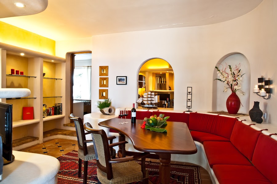 El Refugio Apartments & Villa