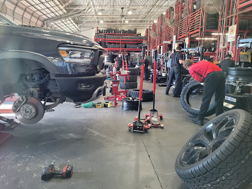 Tire Shop «Discount Tire Store - Cypress, TX», reviews and photos, 17326 Spring Cypress Rd, Cypress, TX 77429, USA