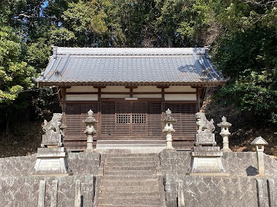 村社八幡宮