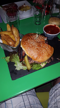 Hamburger du Restaurant français Les Tables de la Fontaine à Toulon - n°3