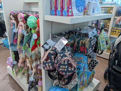 Gift Shop «Pacific Collections Gift Shop», reviews and photos, 100 Aquarium Way, Long Beach, CA 90802, USA