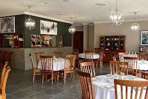 Trappers Steak & Seafood Restaurant Batemans Bay image