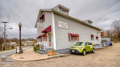 Coach House Floral, Inc., 146 Market St W, Canal Fulton, OH 44614, USA, 