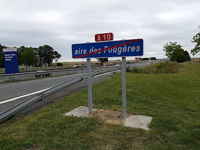 Aire des Fougères à Lestiou