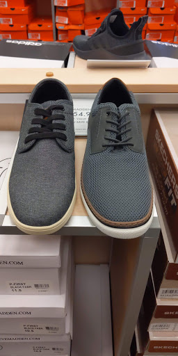 Shoe Store «DSW Designer Shoe Warehouse», reviews and photos, 16920 SW 72nd Ave, Tigard, OR 97224, USA