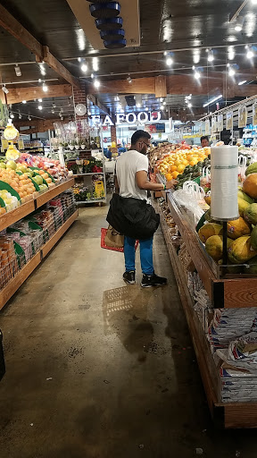 Supermarket «Manhattan Avenue Food Bazaar Supermarket», reviews and photos, 21 Manhattan Ave, Brooklyn, NY 11206, USA