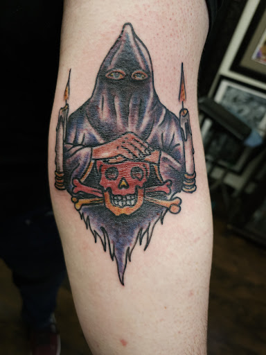 Explore broken hearted tattoo ideas, creative tattoo ideas in Lakewood, available at Union Ave Tattoo Company