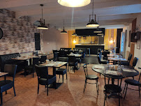 Photos du propriétaire du Hôtel Restaurant Les Platanes à Aramon - n°5