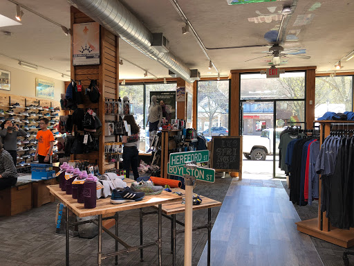Sporting Goods Store «Marathon Sports», reviews and photos, 255 Washington St, Wellesley, MA 02481, USA