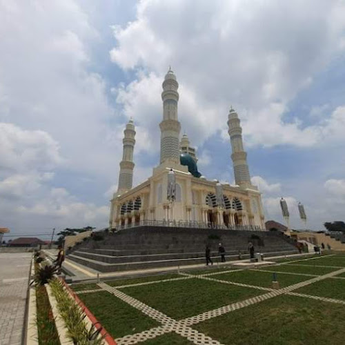 Masjid Agung Madaniyah Karanganyar