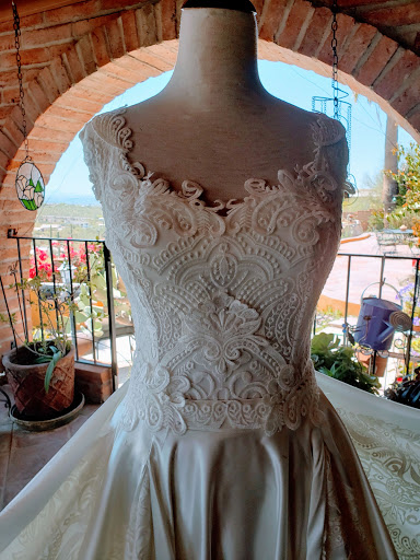 Bridal Shop «Hem and Her Bridal», reviews and photos, 4004 N Stone Ave, Tucson, AZ 85705, USA