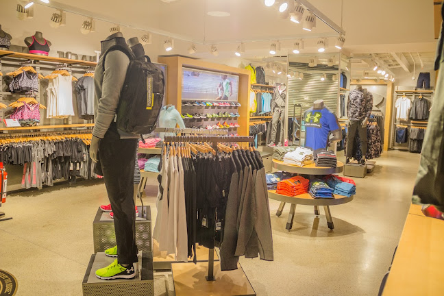 Under Armour - Tienda de ropa