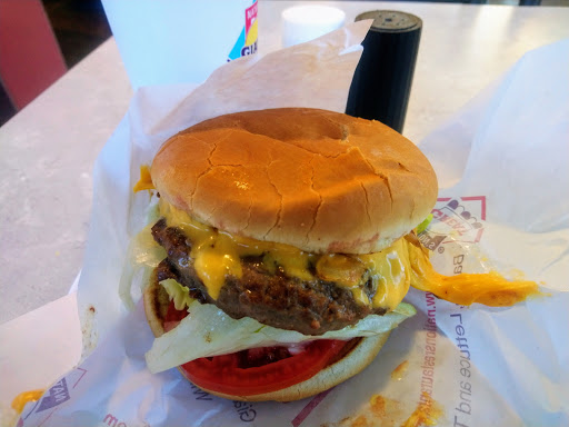 Nations Giant Hamburgers & Great Pies image