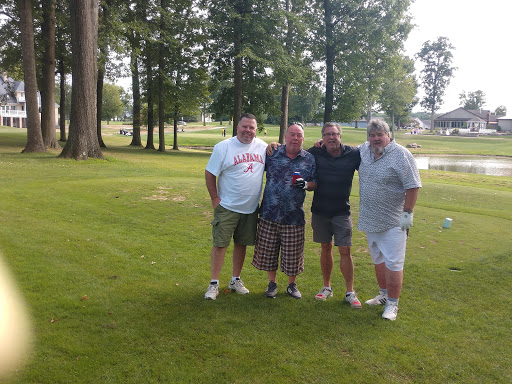 Golf Course «Chenoweth Golf Course & Banquet Facility», reviews and photos, 3087 Chenoweth Rd, Akron, OH 44312, USA