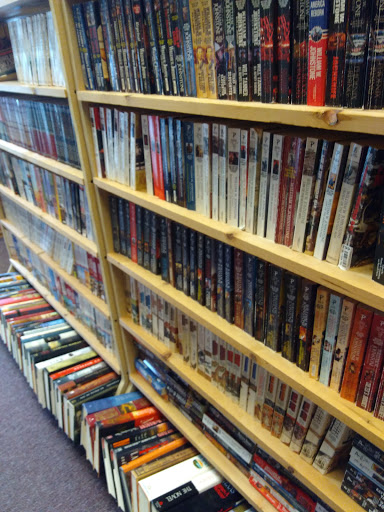 Used Book Store «R & B Used Books», reviews and photos, 12830 Saginaw Rd # F, Grand Blanc, MI 48439, USA