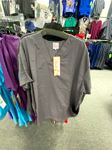 Uniform Store «Scrub Pro Uniforms & Gallo Clothing», reviews and photos, 78 Mountain Rd, Glen Burnie, MD 21060, USA