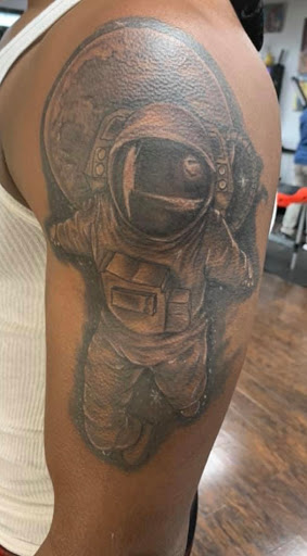 Tattoo Shop «Fat Kat Tattoo & Body Piercing», reviews and photos, 9920 Beach Blvd, Jacksonville, FL 32246, USA